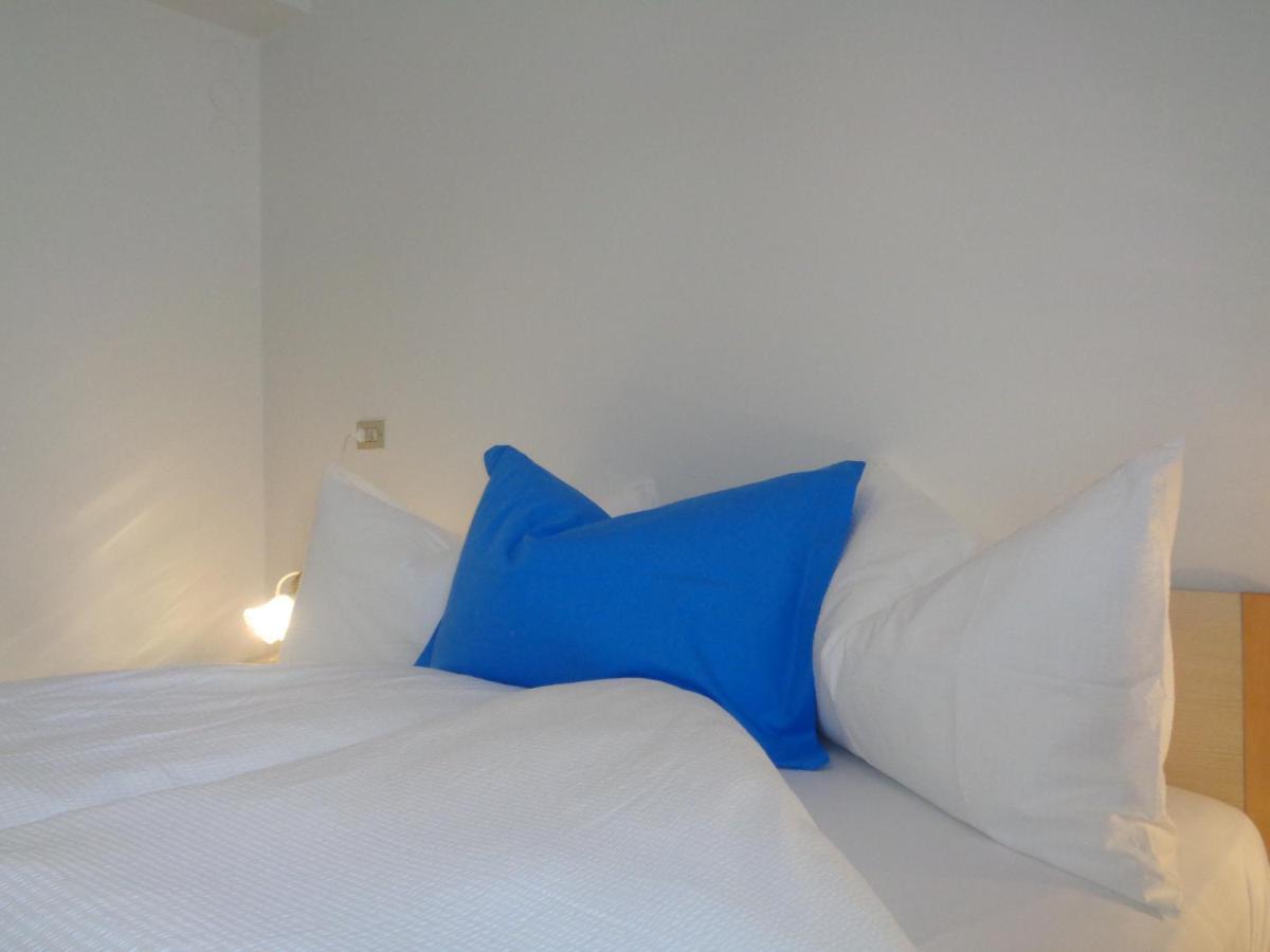 Hotel Garni Suisse Сан Мартино ди Кастроза Екстериор снимка