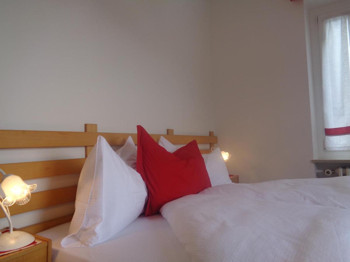 Hotel Garni Suisse Сан Мартино ди Кастроза Екстериор снимка