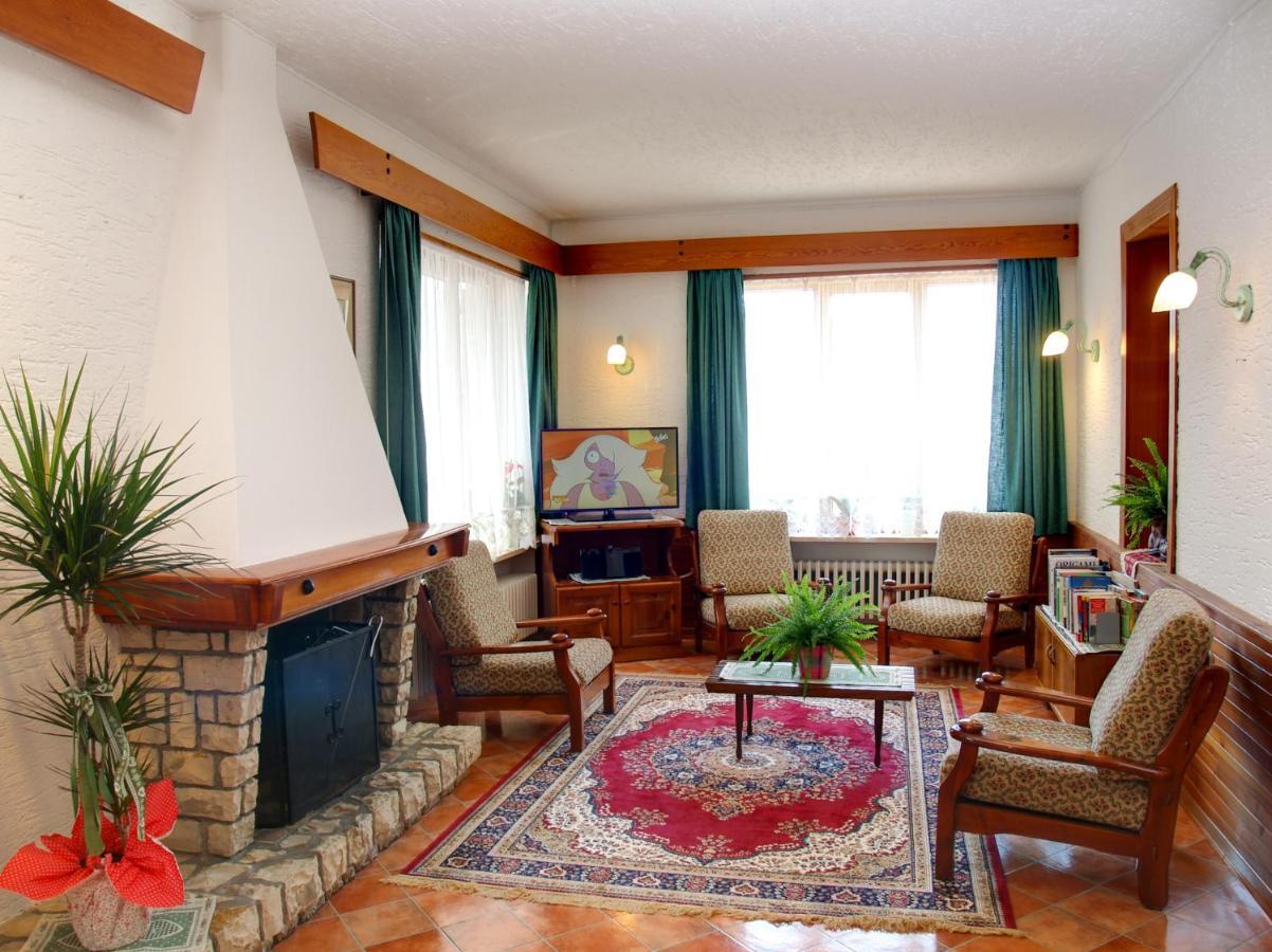 Hotel Garni Suisse Сан Мартино ди Кастроза Екстериор снимка